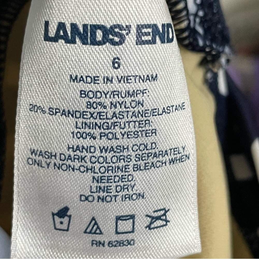Lands End one piece bathing suit - Picture 3 of 3
